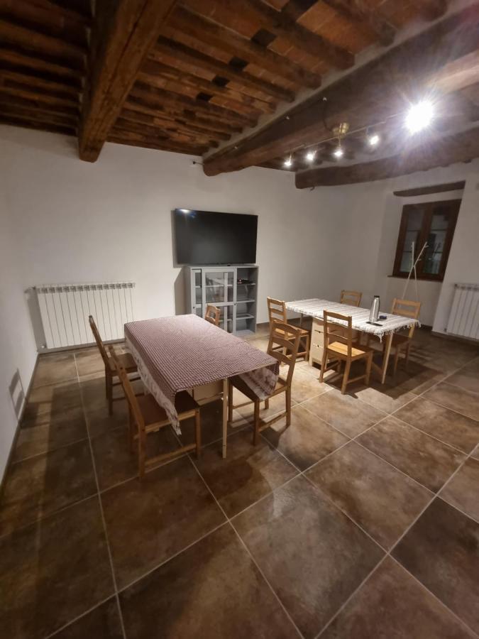 Вилла Agriturismo Il Castello Борго-а-Моццано Экстерьер фото