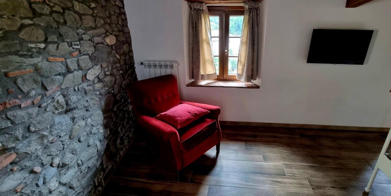 Вилла Agriturismo Il Castello Борго-а-Моццано Экстерьер фото